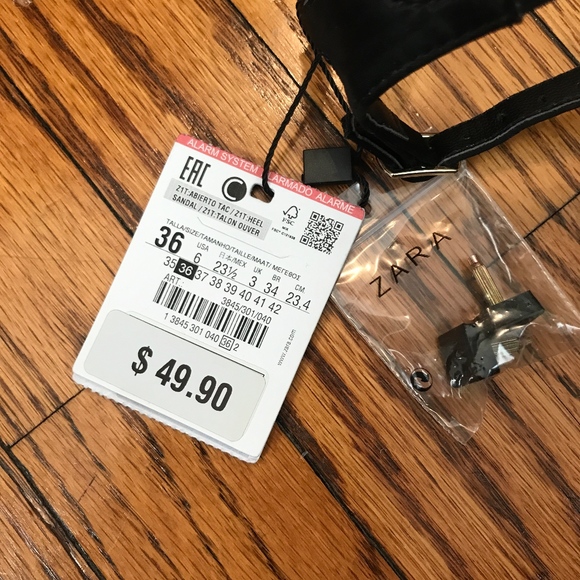 Zara Black & White Open Toe Heels - Picture 6 of 6